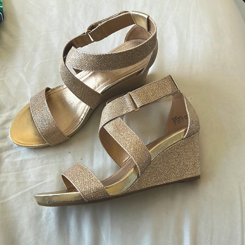 DREAM PAIRS Women's Elastic Ankle Strap Wedge Sandals